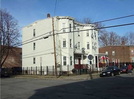 2nd image of 68 Courtney Ave