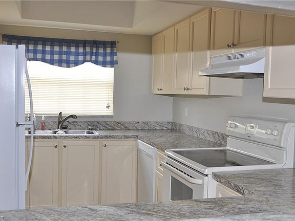 3rd image of 7025 New Post Dr APT 2