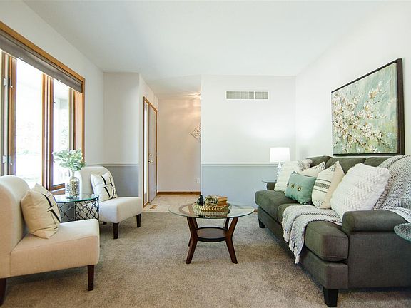 3rd image of 2208 W 8th St