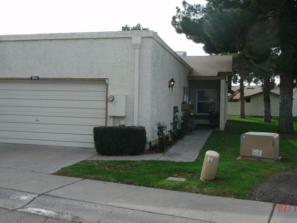 1st image of 2611 W Willow Ave