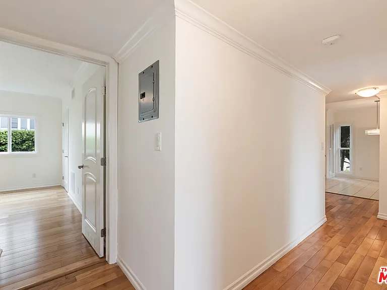 1226 Franklin St #4 — Photo 40