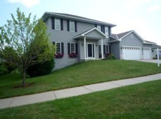 2111 Grant Dr, Northfield, MN 55057