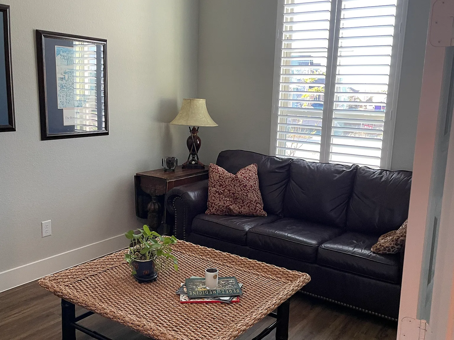 3 bed, 2445 sqft, $3,100 — Photo 3