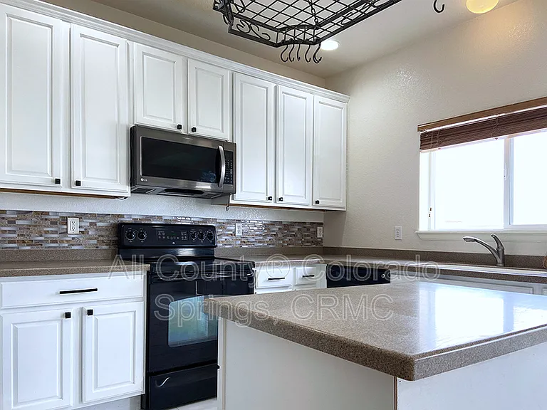 8355 Cedar Chase Dr — Photo 9