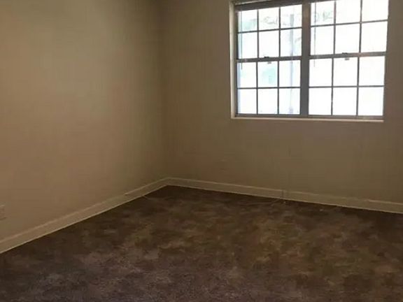 5th image of 550 E Park Ave #11333934
