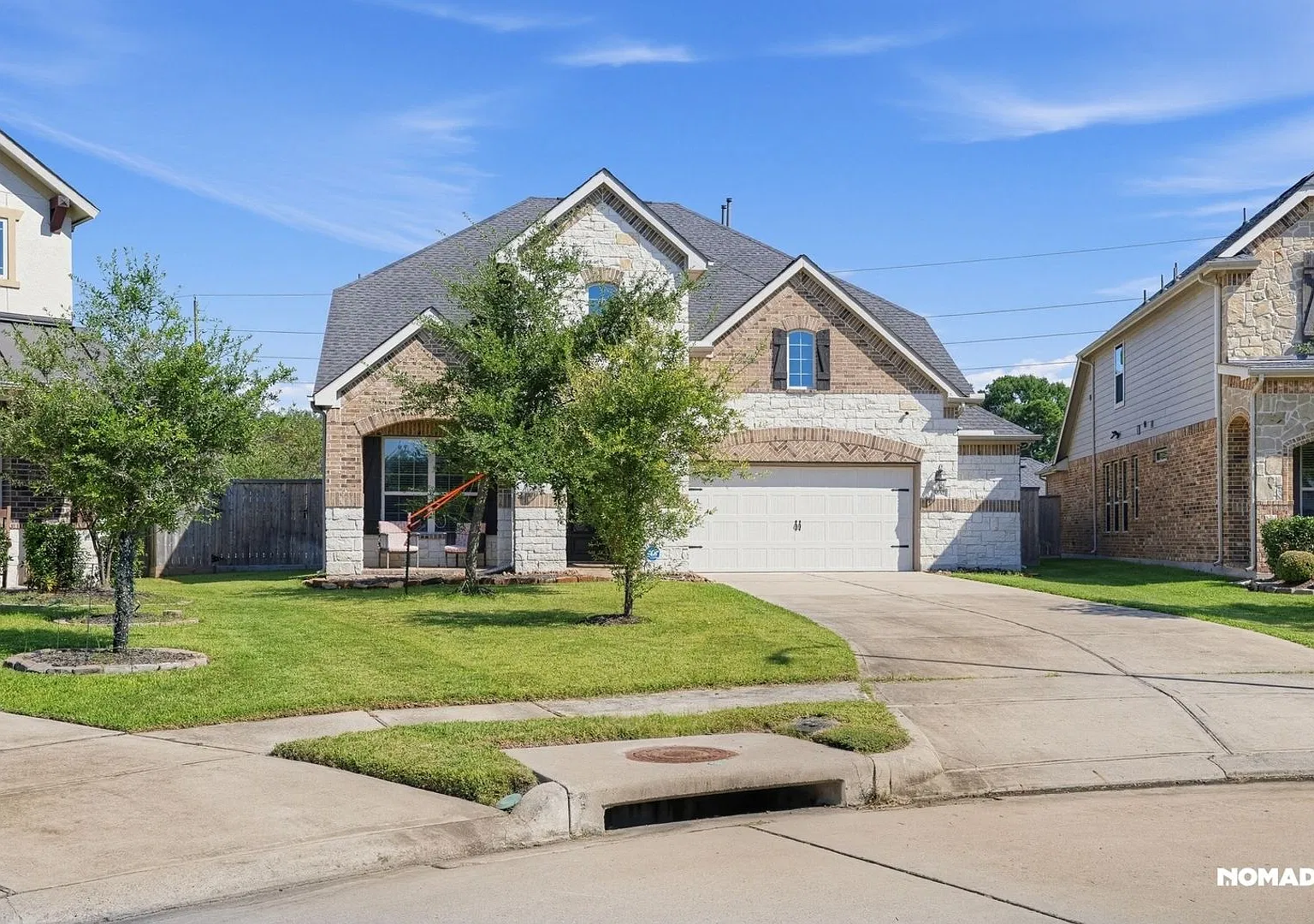 Your Private Backyard Retreat Awaits! — Photo 2