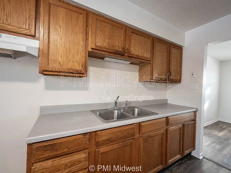 570 W US Highway 52 #8B — Photo 8