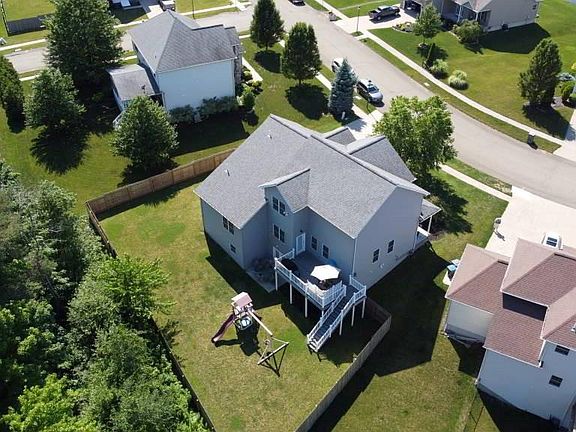 3rd image of 5789 Nickel Dr