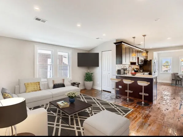 2116 S 10th Ave #2, Maywood, IL 60153