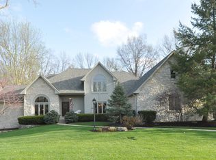 5200 Carrington Cir, Carmel, IN 46033
