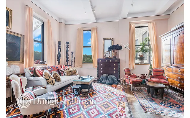 Sold by Douglas Elliman | media 19