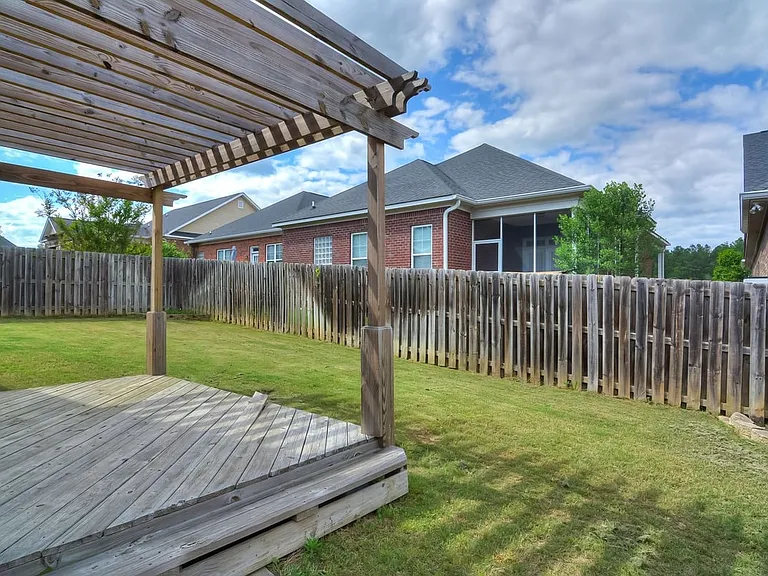 2513 Grier Cir — Photo 24