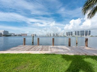 18630 N Bay Rd, Sunny Isles Beach, FL 33160