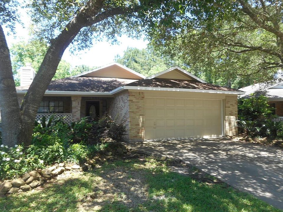 1st image of 18609 Hollybranch Ct