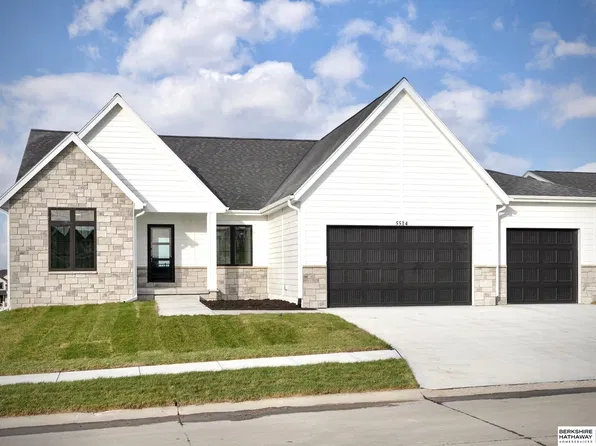 5514 N 212th St, Elkhorn, NE 68022