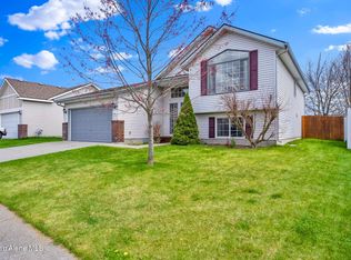 2534 N Coolwater Dr, Post Falls, ID 83854