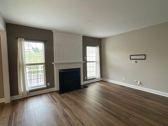 4th image of 296 N Caldwell Cir