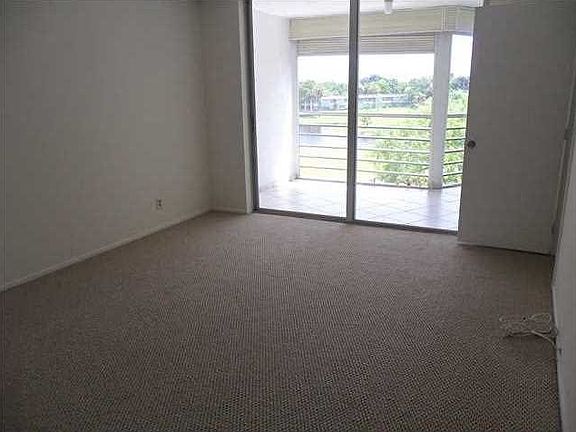 5th image of 800 Cypress Grove Dr APT 405