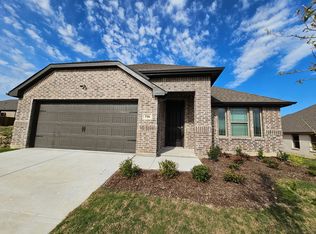 516 Hillcrest Cir, Justin, TX 76247