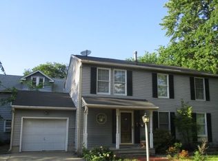 585 Kipp St, Teaneck, NJ 07666