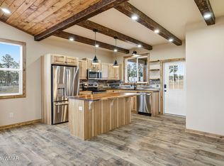 2722 Church Ln, Overgaard, AZ 85933