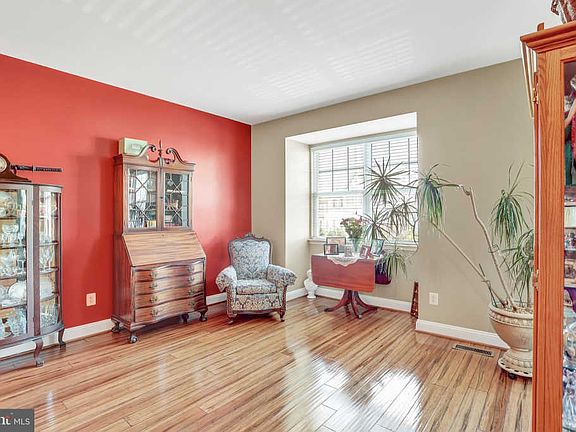 4th image of 16920 Jed Forest Ln