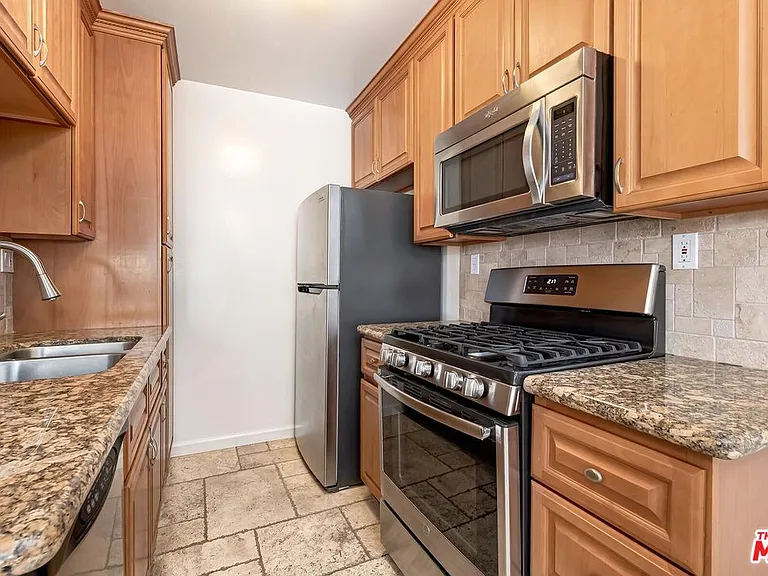 1015 Ashland Ave #3 — Photo 9