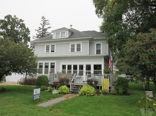 209 Front St, Lone Rock, IA 50559