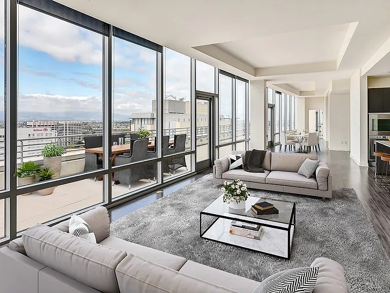 360 Residences — Photo 8