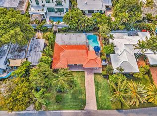 3204 Beacon St, Pompano Beach, FL 33062