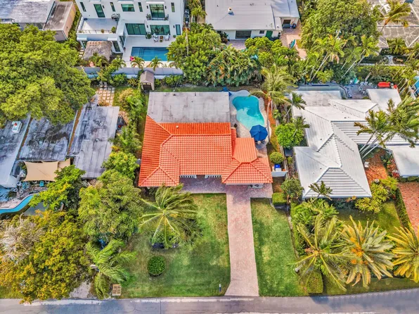 3204 Beacon St, Pompano Beach, FL 33062