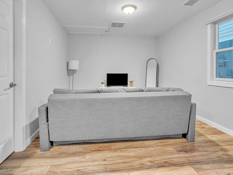 1820 Parkway #2 — Photo 16