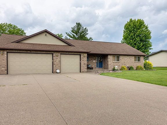 2nd image of 30710 Woodlawn Dr