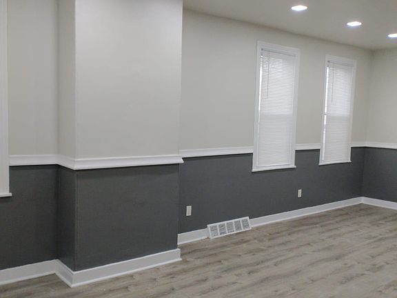 3rd image of 230 N King St