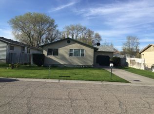 286 Adams St, American Falls, ID 83211