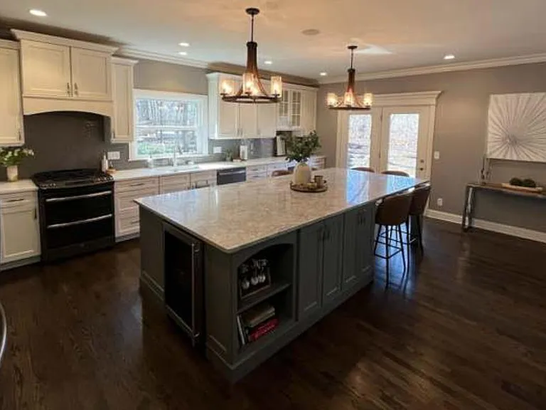 406 Kelly Ln — Photo 32