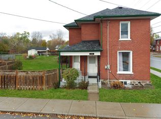 198 Hazlitt St, Peterborough, ON K9H1L7