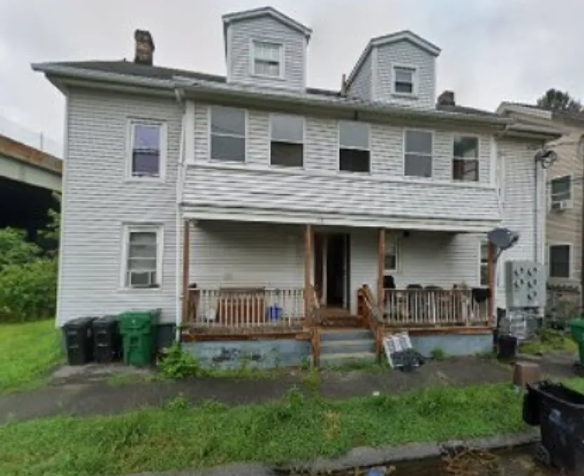 1 bed, $1,300 — Photo 1