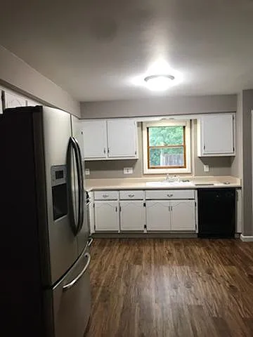 629 Edmund St #B — Photo 2