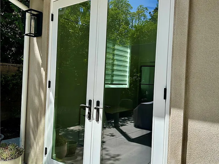 48 Juneberry — Photo 1