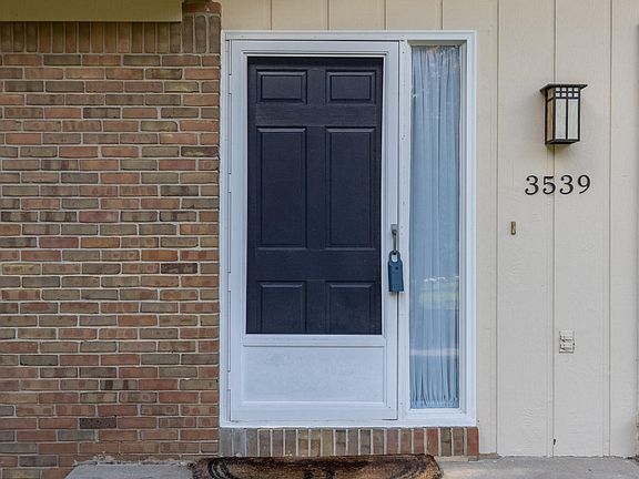 4th image of 3539 W Hiawatha Dr