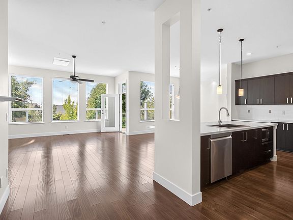 4th image of 10441 McEachern St