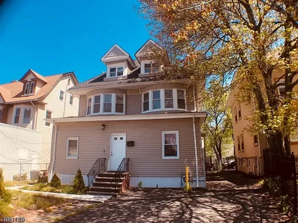 410 Park Ave APT 2, East Orange, NJ 07017