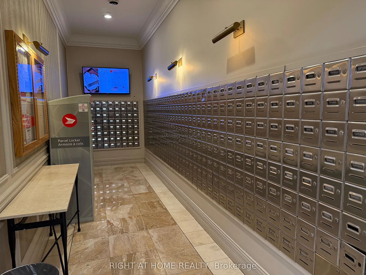 1 bed, $2,300 — Photo 4