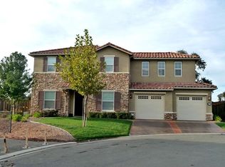 9445 Pinehurst Dr, Roseville, CA 95747