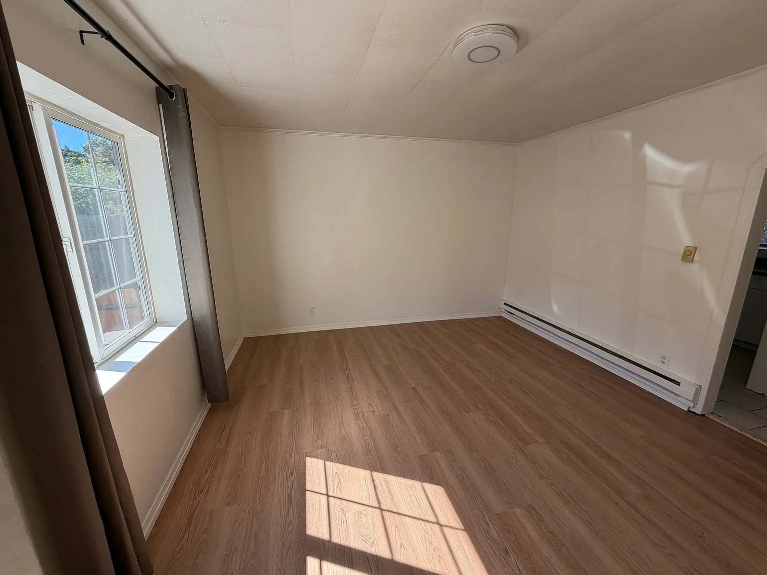 1 bed, $1,150 — Photo 2