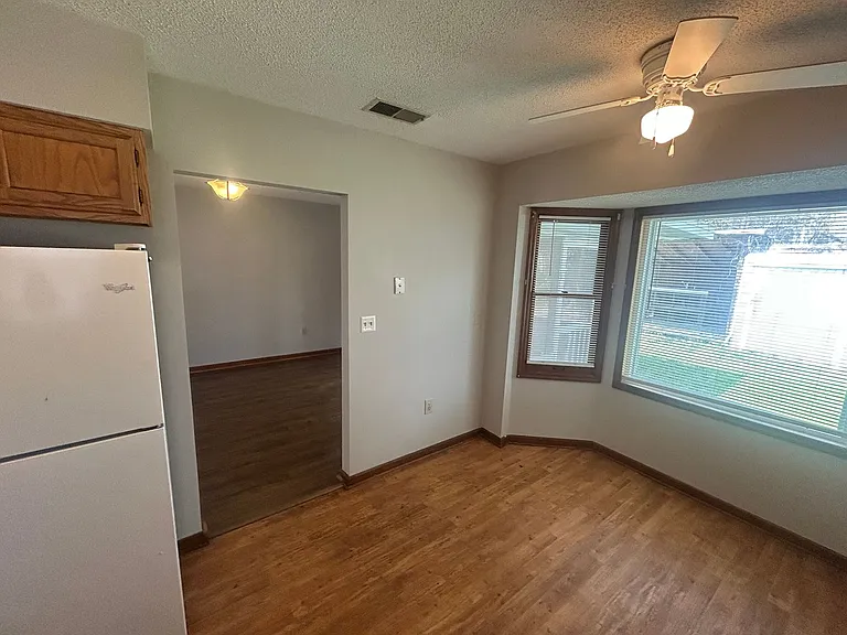 307 Stratford Pl — Photo 19