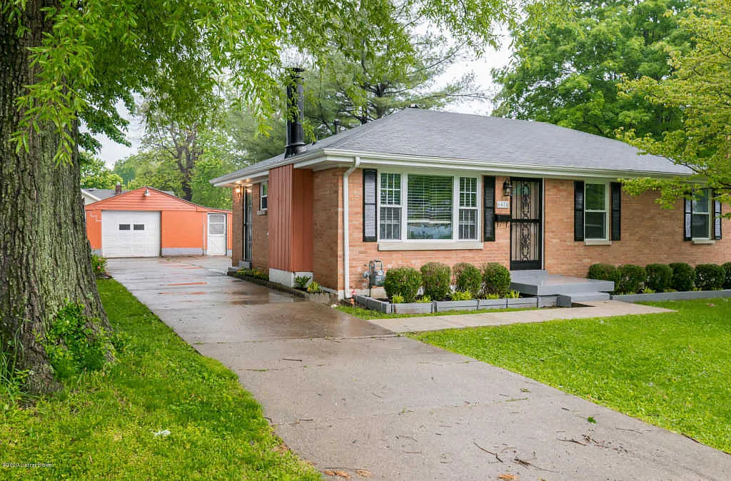 4416 Yolanda Dr photo 1