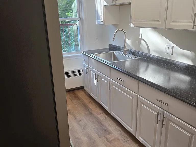 1974 Saint Georges Ave #11 — Photo 11