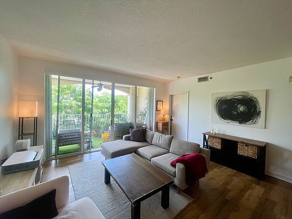 3rd image of 1824 Brickell Ave APT 2C